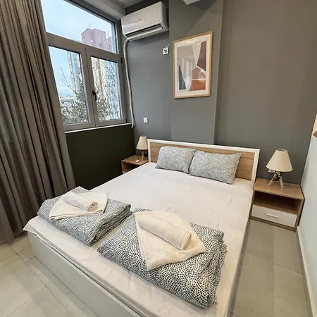 Διαμέρισμα Luxury & Comfort Near The Μπλαγκόεβγκραντ